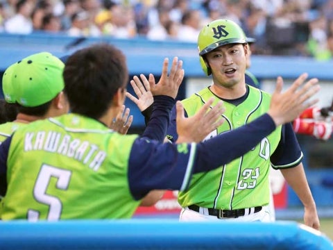 猛打賞で打率を3割に乗せる