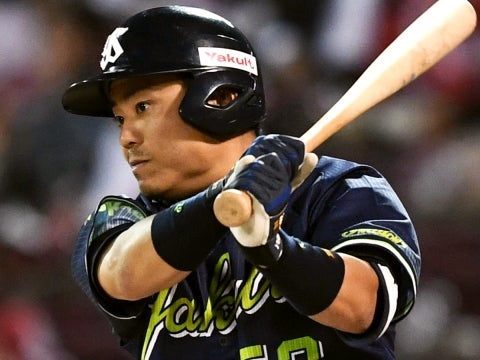 中村選手がスタメン復帰し安打を放つ