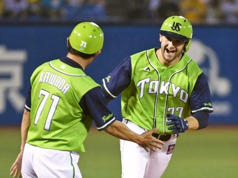 カラシティー投手が投打で活躍