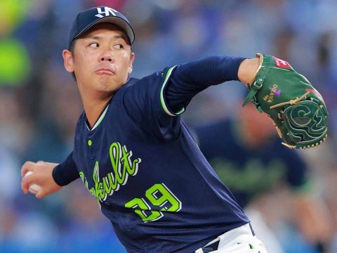 小川投手が7回3失点の力投を見せる！