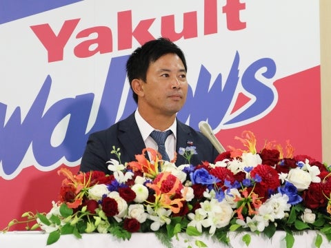 雄平選手が引退会見