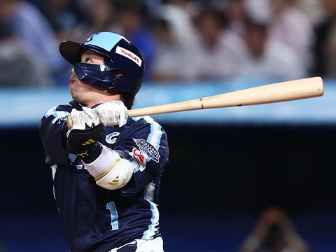 https://www-static.yakult-swallows.co.jp/upload/photo/archive/n-b6fdad59b70bb9e068c17d1086f7f117.jpg?auto=avif,webp&quality=90