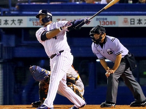 バレンティン選手が21号2ラン