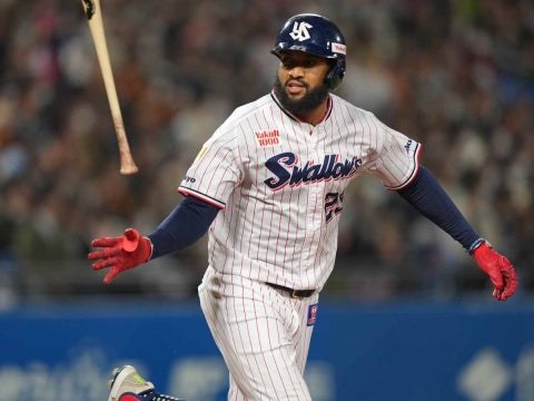 サンタナ選手が1号2ラン含む、マルチ安打