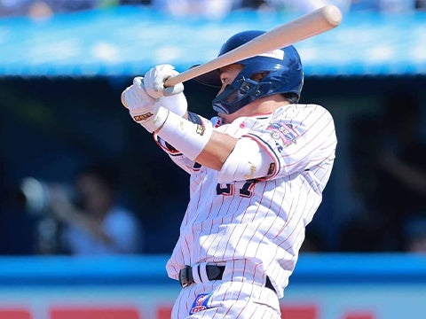 中村選手が初回に2点タイムリー