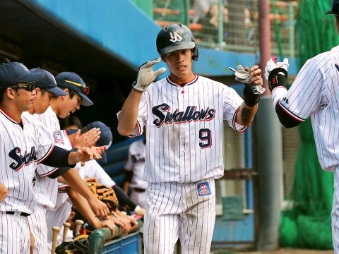 塩見選手が7試合連続安打