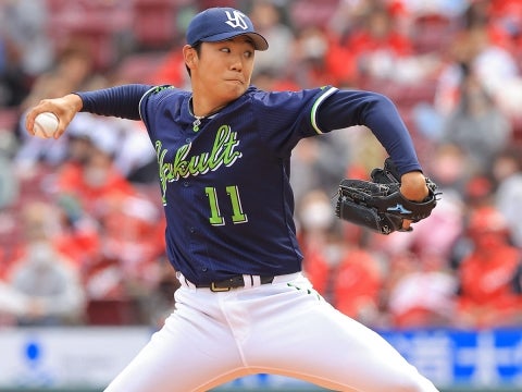 先発の奥川投手が2回2安打無失点