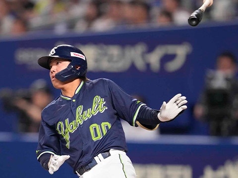 https://www-static.yakult-swallows.co.jp/upload/photo/archive/n-bfea107cedb42a4c1b3bb4ae03723329.jpg?auto=avif,webp&quality=90