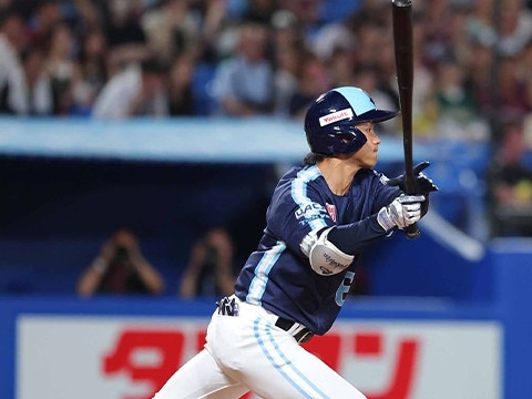 https://www-static.yakult-swallows.co.jp/upload/photo/archive/n-c087f8af2d3c824a7b1ab06de8f6a909.jpg?auto=avif,webp&quality=90