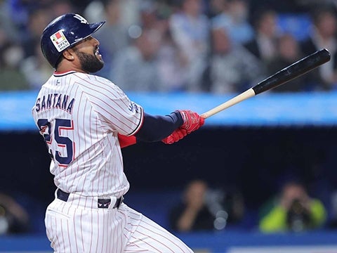 サンタナ選手が同点のタイムリー