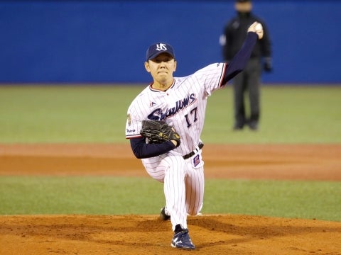 成瀬投手は昨年7月以来の白星