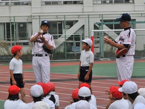 ボールの正しい握り方から