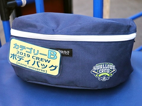 2019 CREWボディバッグ