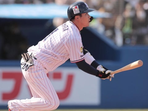 山田選手が決勝の2点タイムリー！