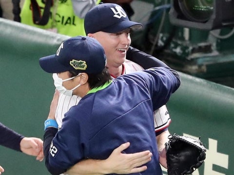 マクガフ投手が気迫の投球で試合を締める！