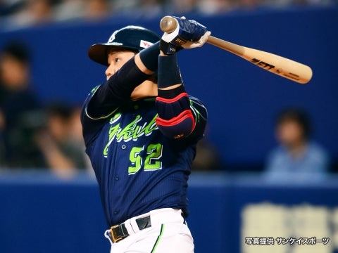 中村選手の2号3ランで逆転勝利！