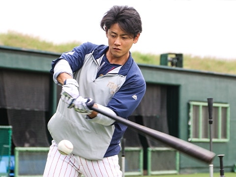 https://www-static.yakult-swallows.co.jp/upload/photo/archive/n-ca626b03b6b7776c05f65ff4c594199f.jpg?auto=avif,webp&quality=90