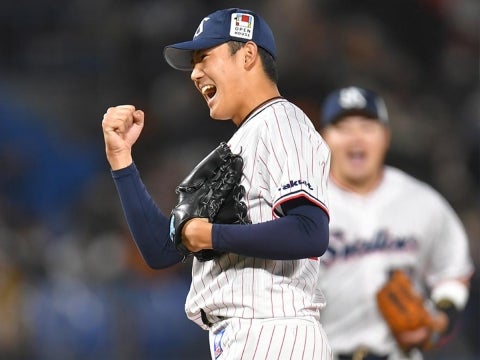 先発・奥川投手が9回98球を投げ、無四球・完封勝利！CS初戦、チームを勝利に導く！