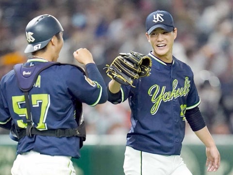 高橋投手が初の完投勝利！