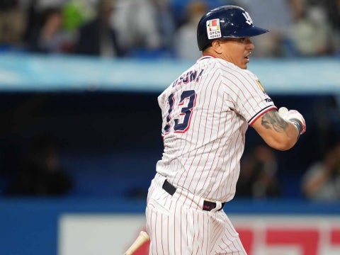 オスナ選手が先制タイムリー！