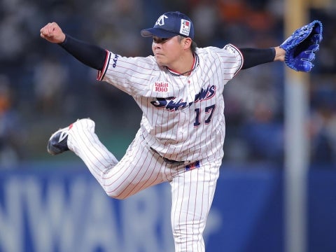 清水投手がプロ野球タイ記録となる47ホールド！25歳を自ら祝う！