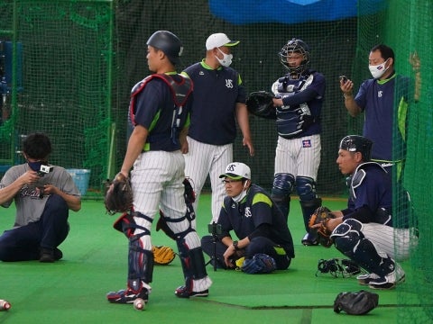 キャッチャー陣を指導