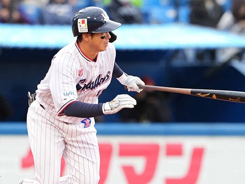 北村拓選手が勝ち越しのタイムリー