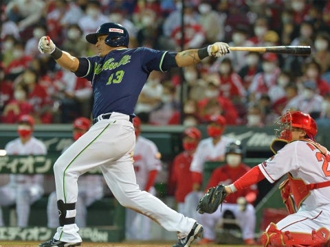 オスナ選手が3安打2打点の活躍！