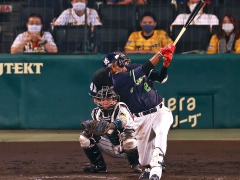 一時同点となるタイムリー