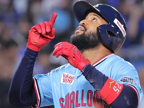 サンタナ選手が今季初ホームラン