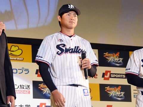 ドラ1選手たちがステージに