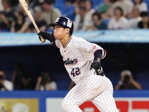 澤井選手が先制タイムリー！