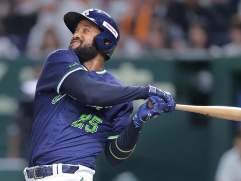 サンタナ選手が決勝タイムリー