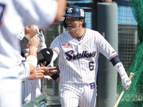 千葉ロッテとの練習試合。元山選手が2本のホームラン含む3安打2打点