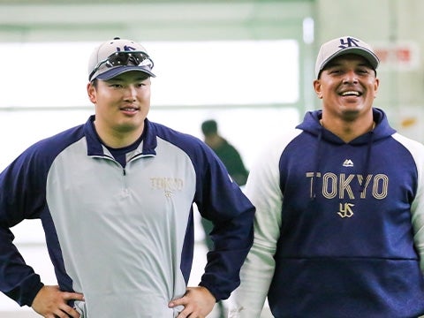 村上選手合流！オスナ選手も嬉しそう！