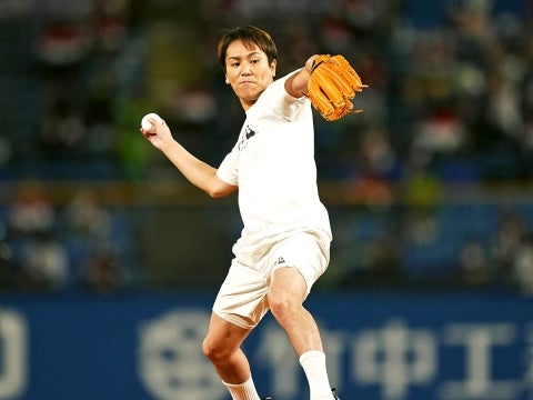 狩野英孝さんが始球式
