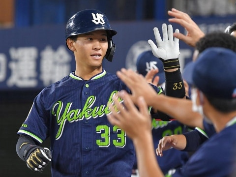 内山壮選手が勝ち越しタイムリー＆2号ソロ！