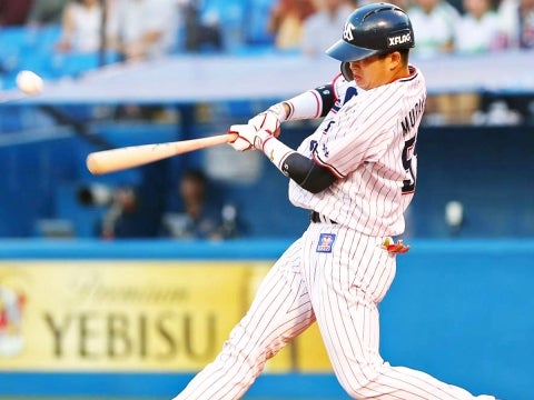 村上選手が先制の2点タイムリー二塁打