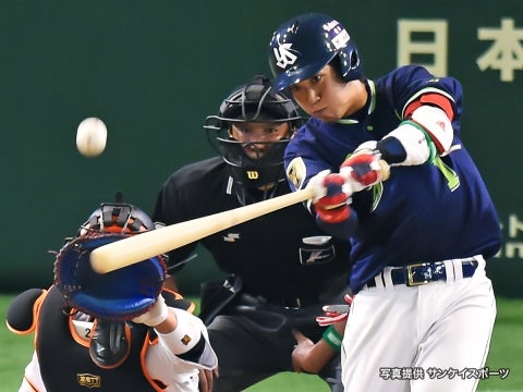 一矢報いるフェンス直撃のタイムリー二塁打