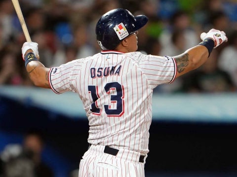 オスナ選手が17号2ラン！