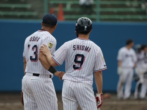 オスナ選手と塩見選手