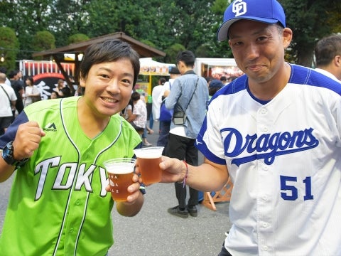 ライバル同士で乾杯！