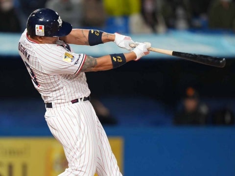 オスナ選手が4号ソロ