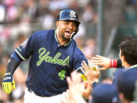 一時同点となる10号ソロ