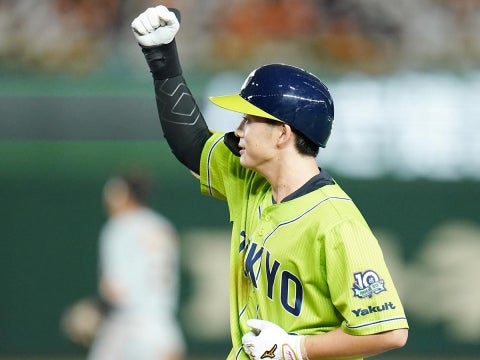 長岡選手が同点タイムリー