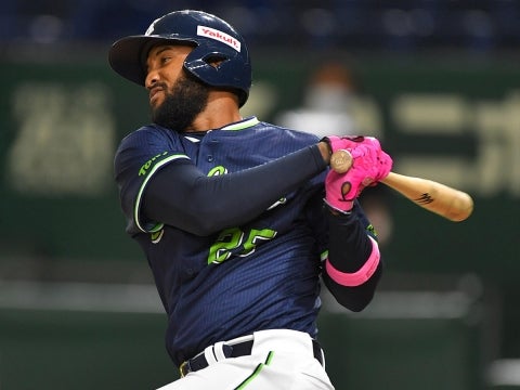 サンタナ選手が一時同点に追いつくタイムリー