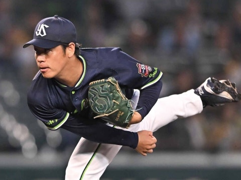 小川投手が今季初登板で初勝利！