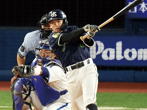 一時勝ち越しとなるタイムリー