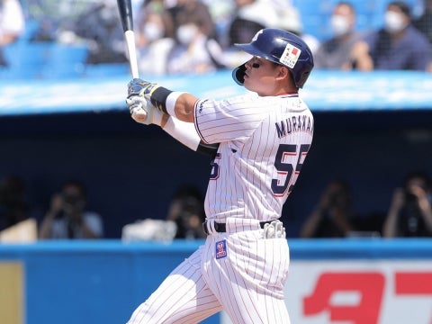 村上選手が二発！チームを8連勝に導く！