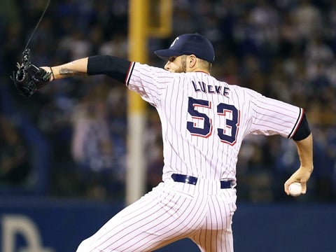 三者凡退で締め7セーブ目